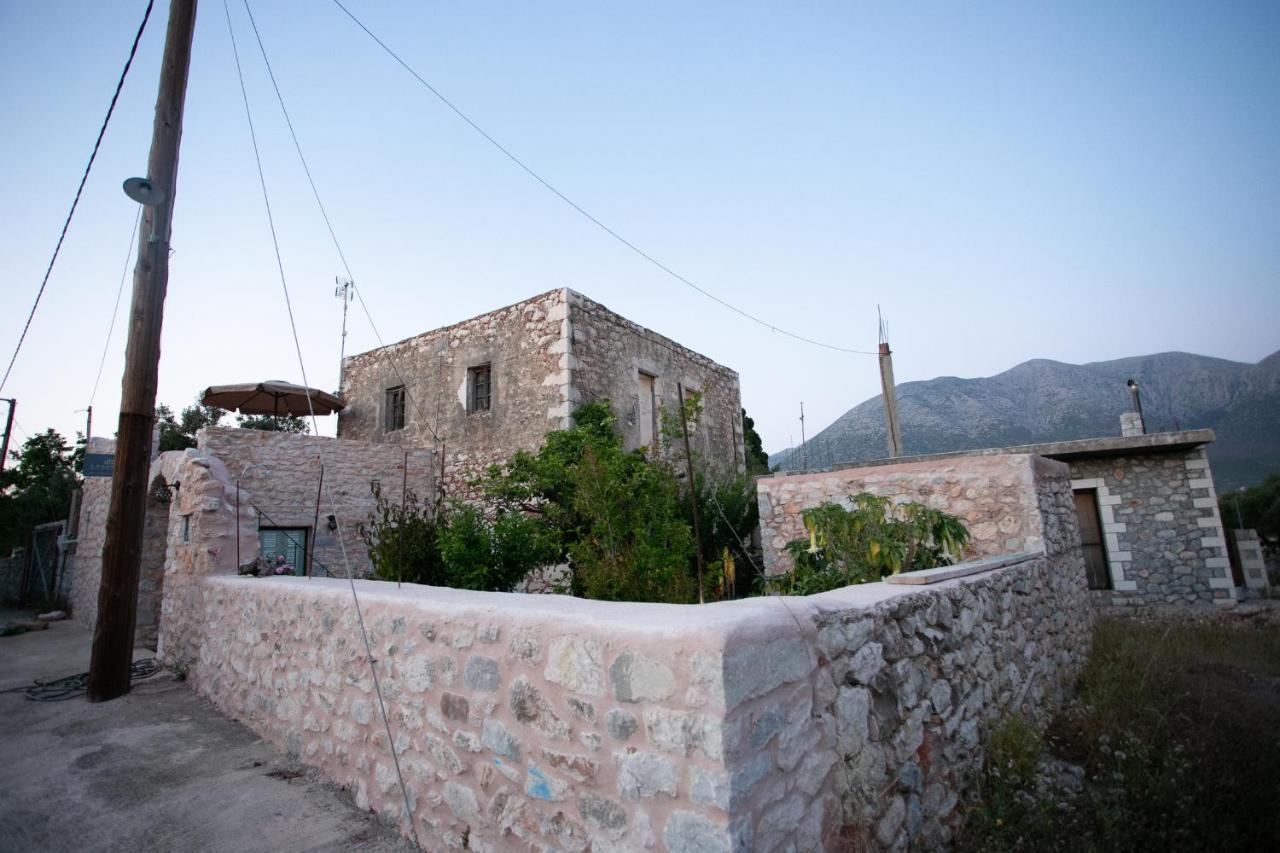 Charouda Country House Pírgos Dhiroú Bagian luar foto